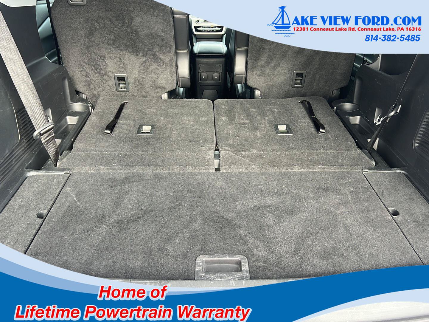 Used 2023 Ford Explorer XLT w/ Equipment Group 202A AWD/4WD image 12