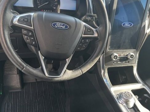 Used 2022 Ford Edge Titanium w/ Equipment Group 301A image 13