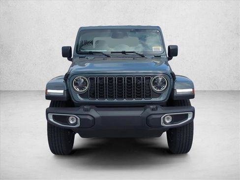 New 2026 Jeep Gladiator Sport AWD/4WD image 5