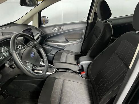 Used 2020 Ford EcoSport SE image 6