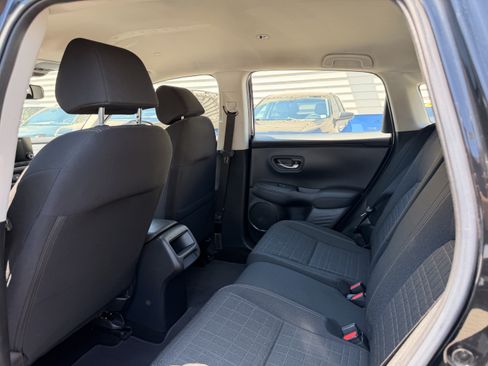 Used 2023 Honda HR-V LX image 26