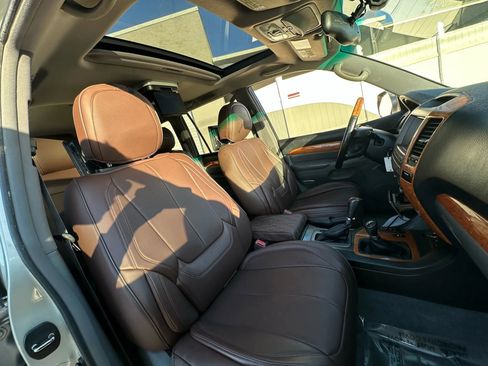 Used 2003 Lexus GX 470 image 16