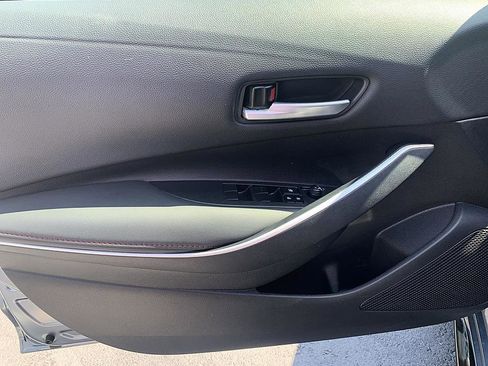 Certified 2025 Toyota Corolla SE FWD image 9