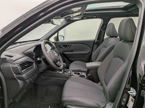 Used 2025 Subaru Forester Premium w/ Convenience Package #2 image 16