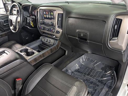 Used 2016 GMC Sierra 2500 Denali w/ Duramax Plus Package image 24