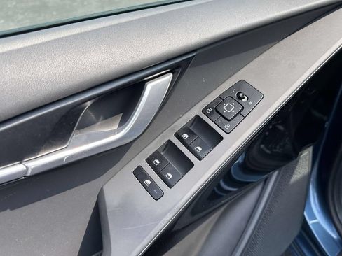 Certified 2023 Kia Niro EX w/ EX Cold Weather Package FWD image 16