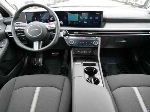 Certified 2026 Hyundai Sonata SEL AWD/4WD image 10