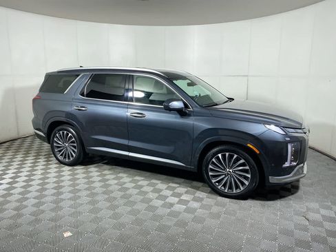 Used 2024 Hyundai Palisade Calligraphy image 15