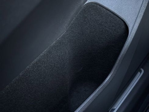 Used 2021 Volkswagen Tiguan SE R-Line image 36