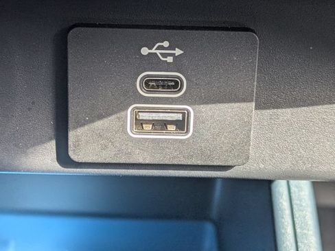 Certified 2026 Ford Maverick XLT AWD/4WD image 18