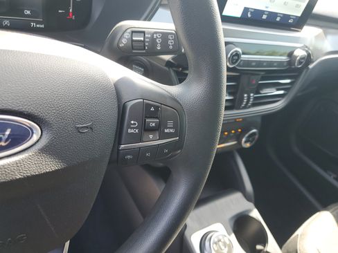 Used 2025 Ford Escape Active AWD/4WD image 17