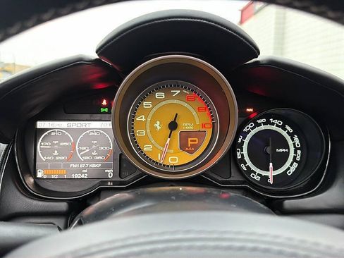 Used 2012 Ferrari California RWD image 12