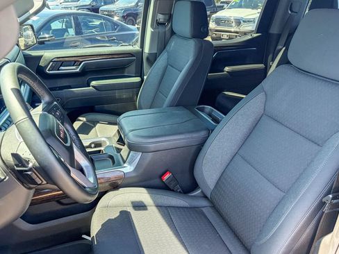 Used 2025 GMC Sierra 1500 Elevation AWD/4WD image 9