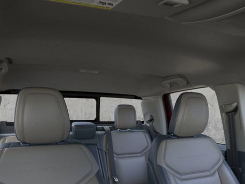 New 2026 Ford Maverick Lariat image 12