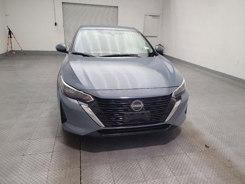 Used 2025 Nissan Sentra SV FWD image 14