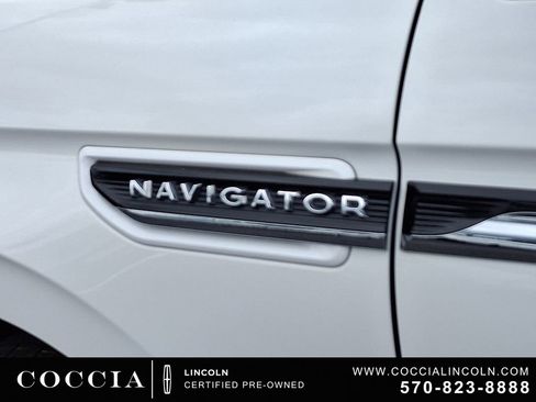 Certified 2024 Lincoln Navigator L Black Label AWD/4WD image 31