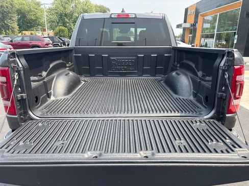 Used 2023 RAM 1500 Laramie AWD/4WD image 20