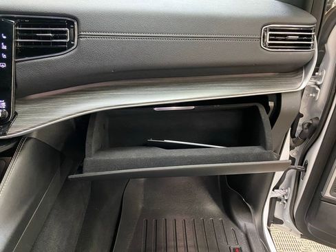 Used 2023 Jeep Wagoneer Series II w/ Flexible Seating Group RWD image 39