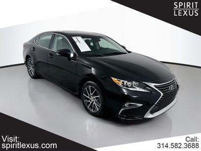 Used 2017 Lexus ES 350 w/ Luxury Package