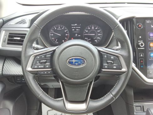 Used 2025 Subaru Ascent Premium AWD/4WD image 11