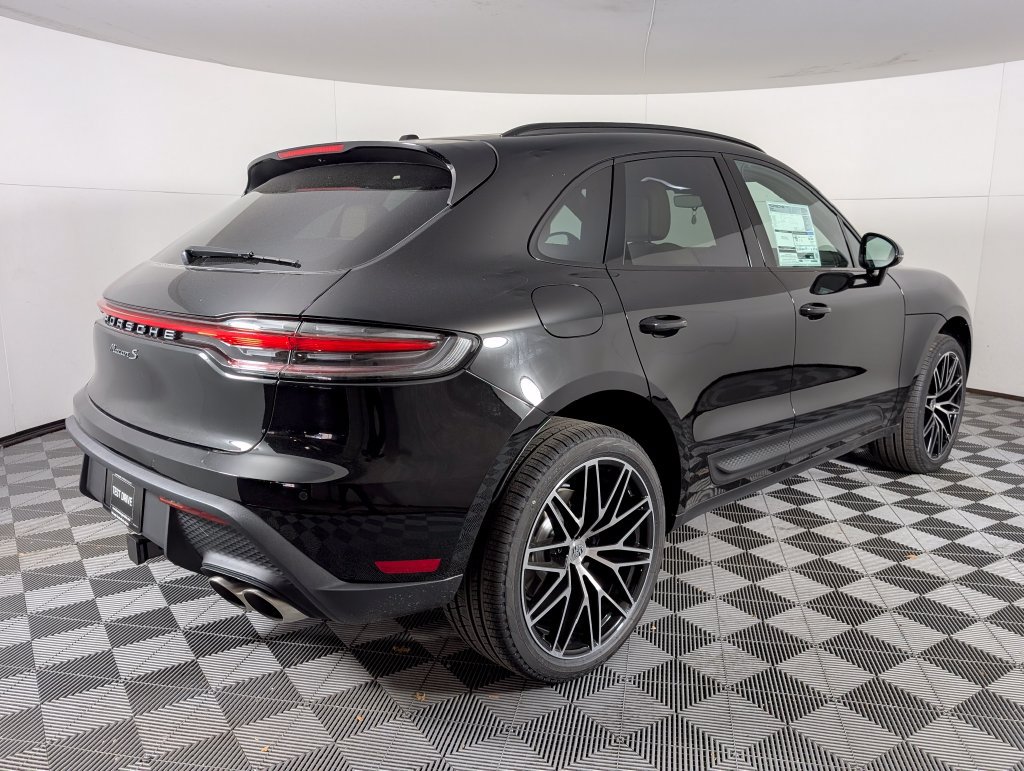 New 2026 Porsche Macan S AWD/4WD image 7