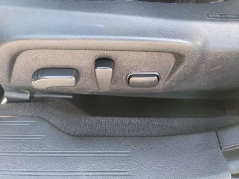 Used 2019 Subaru Outback 2.5i Premium AWD/4WD image 13