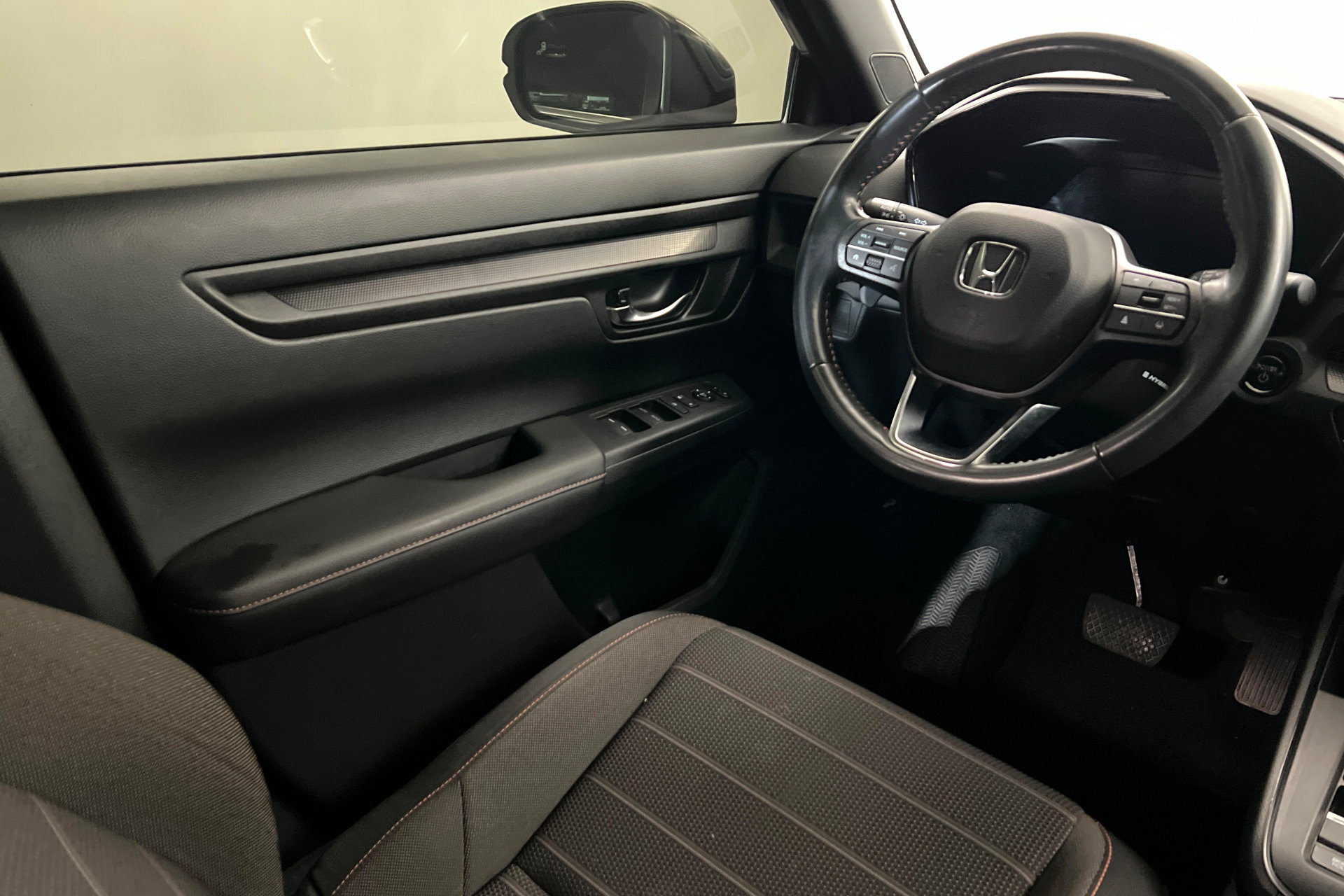 Used 2024 Honda CR-V Sport image 12