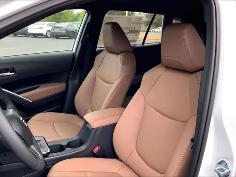 New 2026 Toyota Corolla Cross XLE FWD image 9