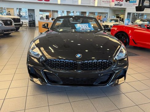 Used 2022 BMW Z4 sDrive30i w/ Premium Package image 9