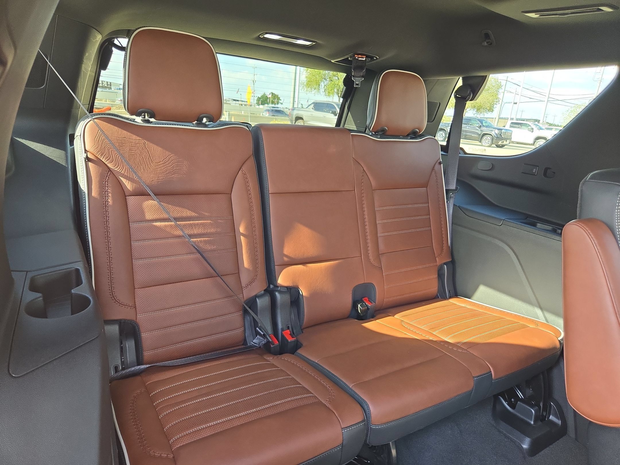 Certified 2023 GMC Yukon Denali Ultimate AWD/4WD image 23