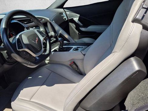 Used 2019 Chevrolet Corvette Stingray Convertible w/ 2LT Preferred Equipment Group RWD image 18