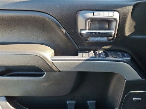 Used 2018 Chevrolet Silverado 1500 LTZ Z71 w/ LTZ Plus Package image 12