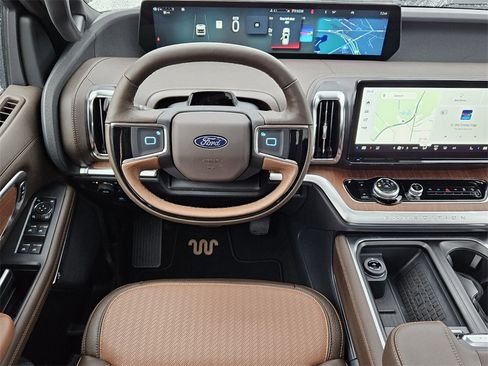 New 2025 Ford Expedition King Ranch image 7