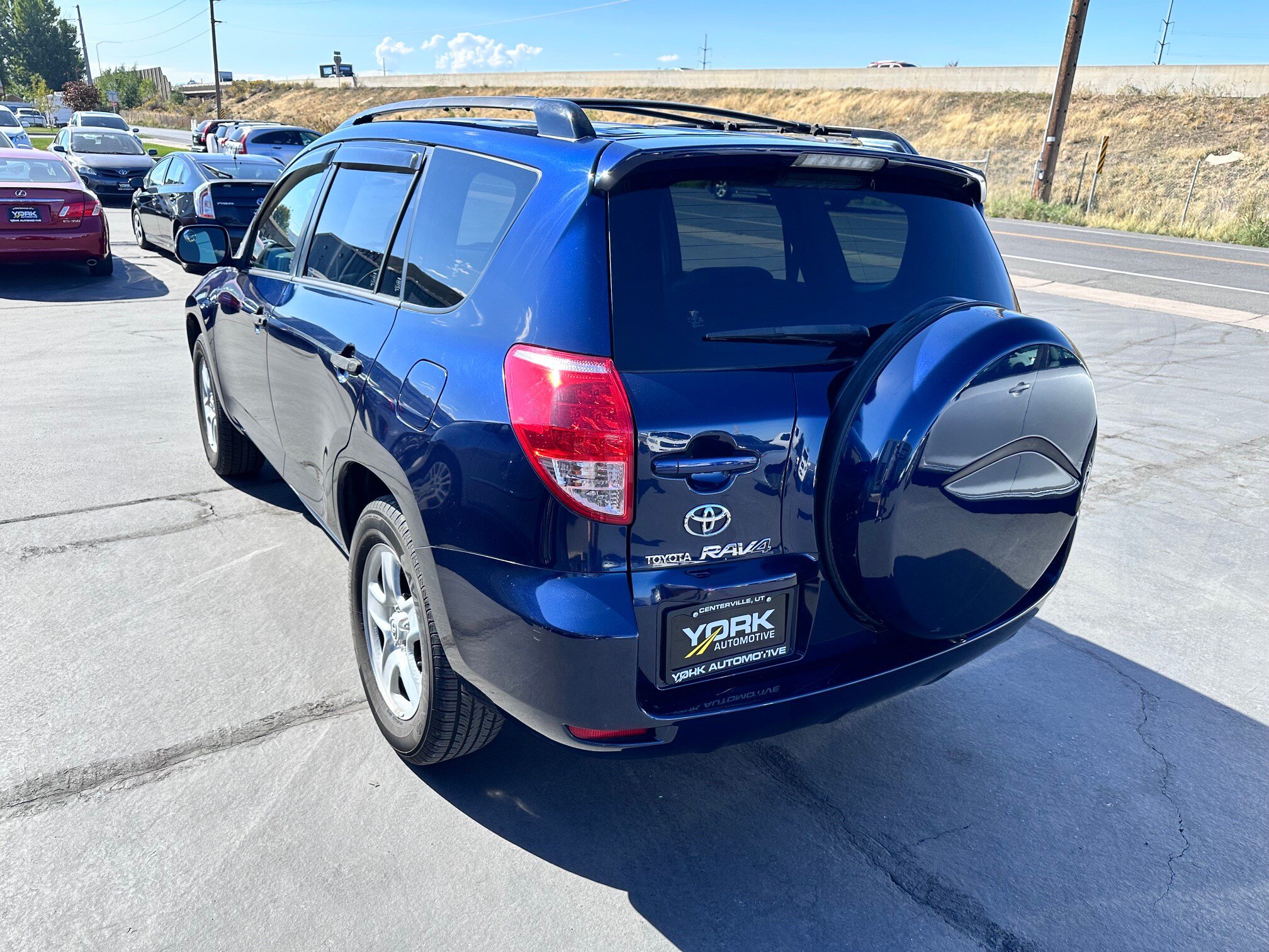 Used 2007 Toyota RAV4 4WD image 4