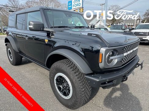 Certified 2024 Ford Bronco Badlands image 1