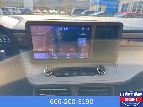 Used 2022 Ford Maverick Lariat w/ Lariat Luxury Package image 17