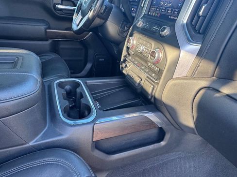 Used 2019 GMC Sierra 1500 SLT AWD/4WD image 33