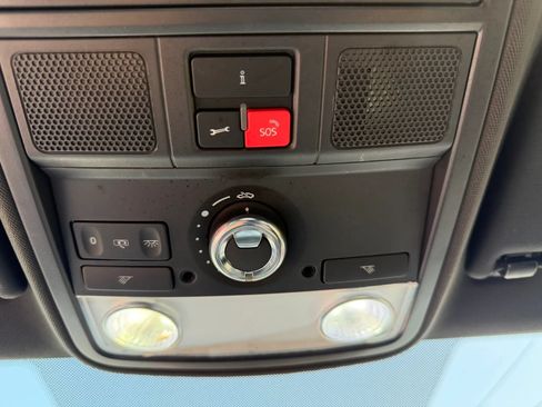 Used 2014 Volkswagen Jetta GLI Autobahn FWD image 33