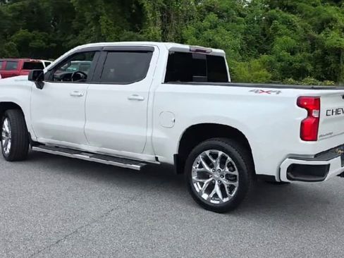 Certified 2021 Chevrolet Silverado 1500 RST w/ Convenience Package II AWD/4WD image 6