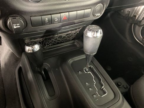 Used 2017 Jeep Wrangler Unlimited Sport w/ Connectivity Group image 24