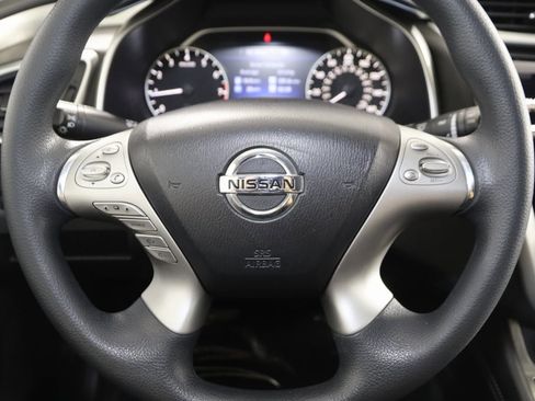 Used 2017 Nissan Murano S image 31