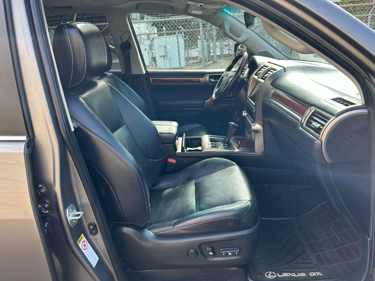 Used 2013 Lexus GX 460 Premium AWD/4WD image 20