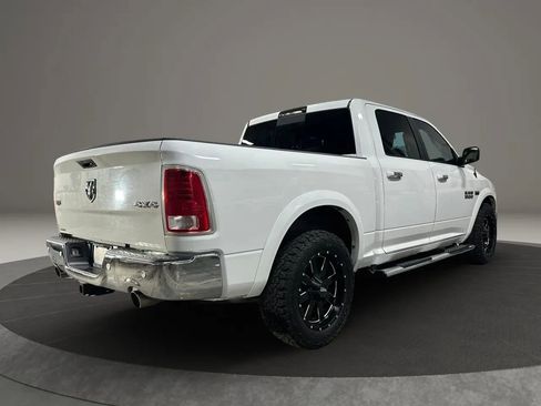 Used 2017 RAM 1500 Laramie w/ Convenience Group AWD/4WD image 5