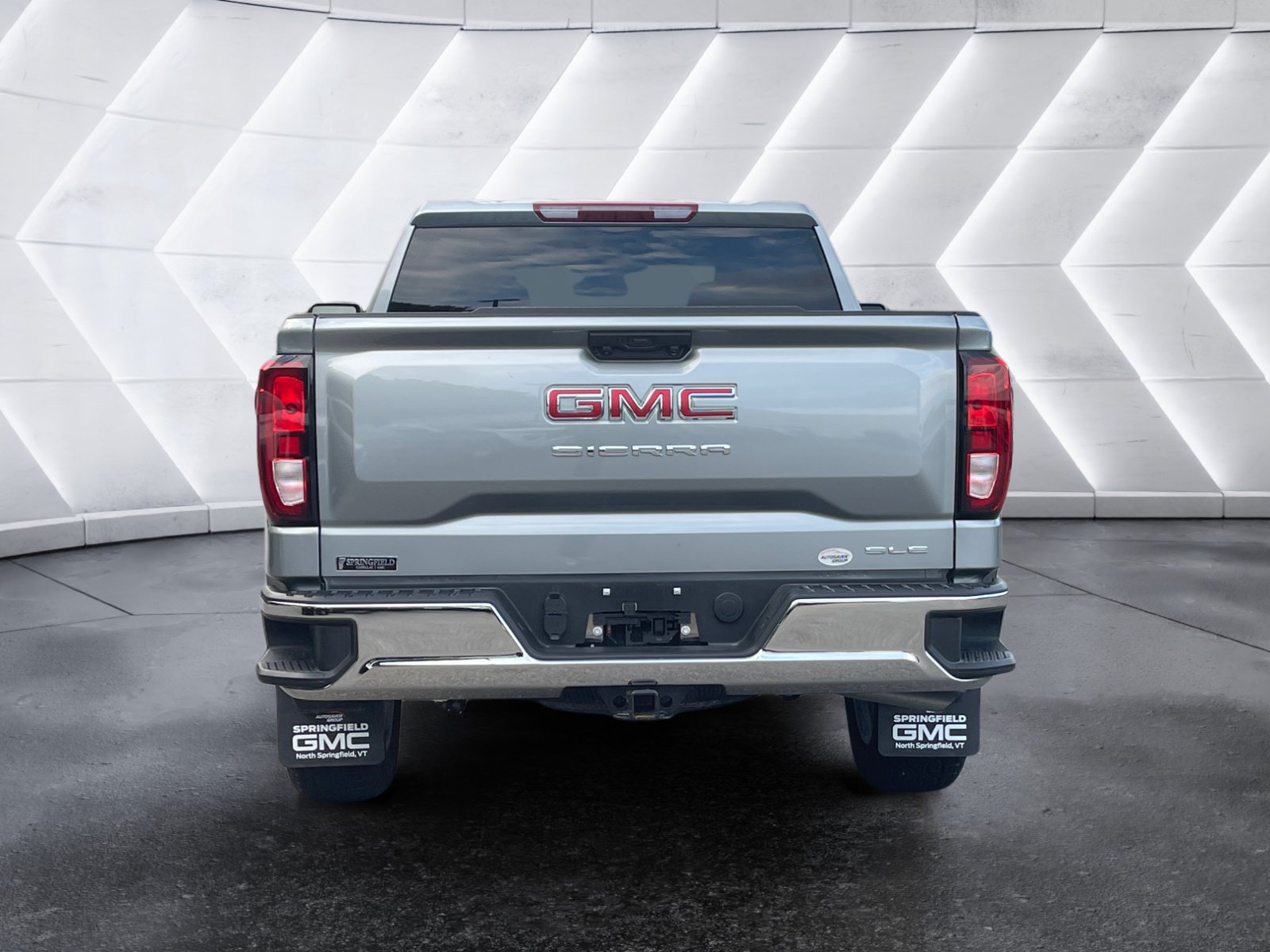 New 2026 GMC Sierra 1500 SLE AWD/4WD image 5