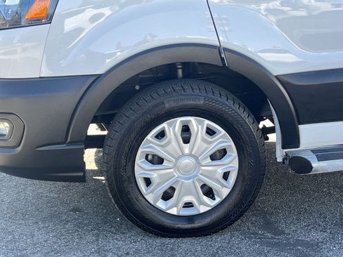 Used 2024 Ford Transit 250 Low Roof w/ Exterior Upgrade Package image 30