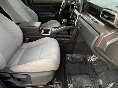 Certified 2024 Toyota Tacoma SR5 image 11