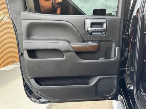 Used 2018 GMC Sierra 3500 Denali w/ Duramax Plus Package image 20