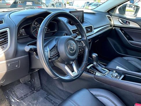 Used 2017 MAZDA MAZDA3 Touring image 9