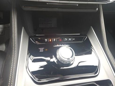 New 2026 Jeep Grand Wagoneer Limited AWD/4WD image 17