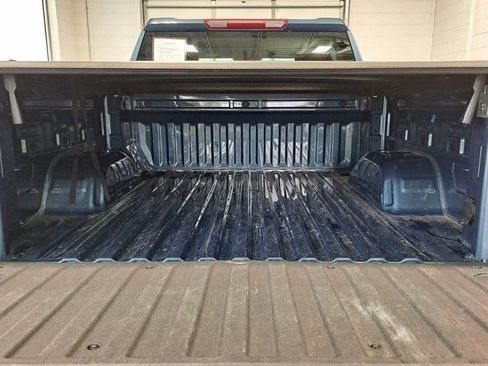 Used 2024 Chevrolet Silverado 1500 LT AWD/4WD image 28